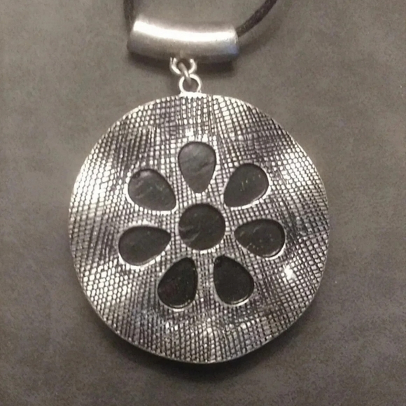 Shell pendant - Picture 4 of 5